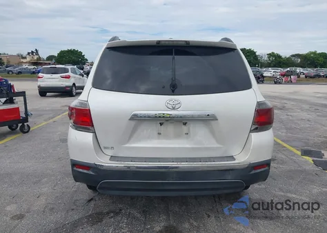 2011 Toyota Highlander from USA, damaged, VIN 5TDZA3EH9BS013432